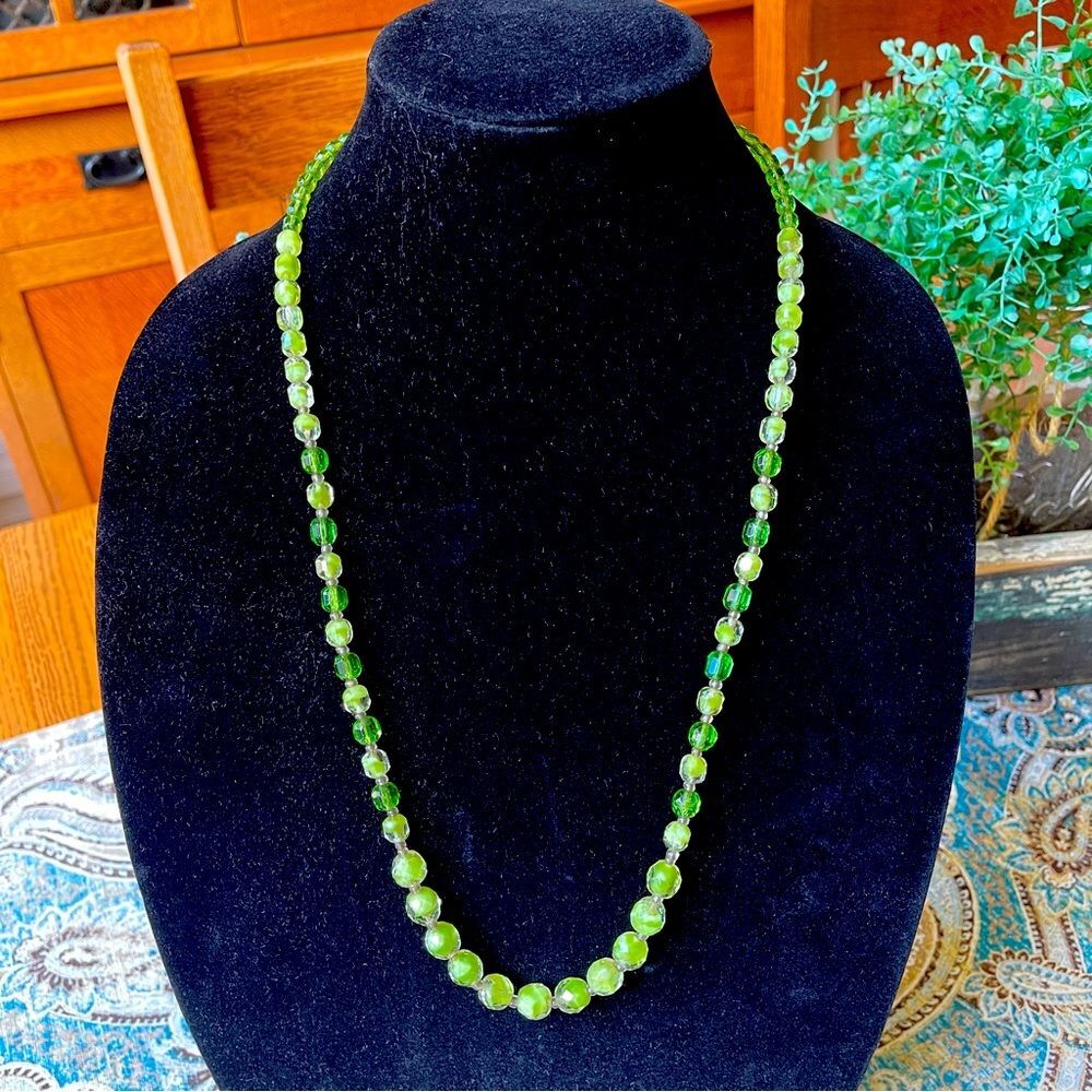 Green Faceted Glass Bead Necklace Vintage Czech Style Sterling Look Hook Clasp